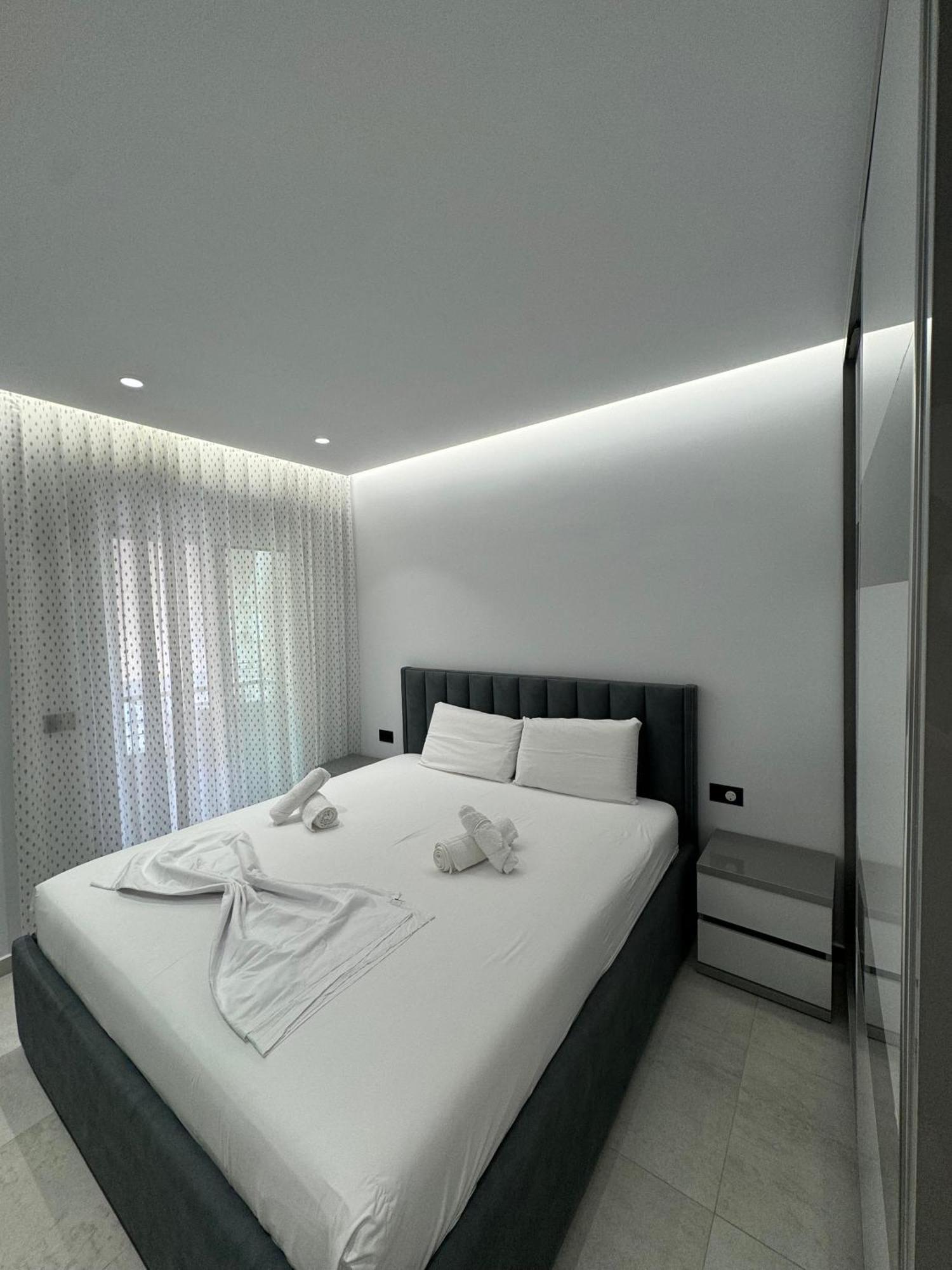 Alpha Lux Apartment ซารานเดอ ภายนอก รูปภาพ